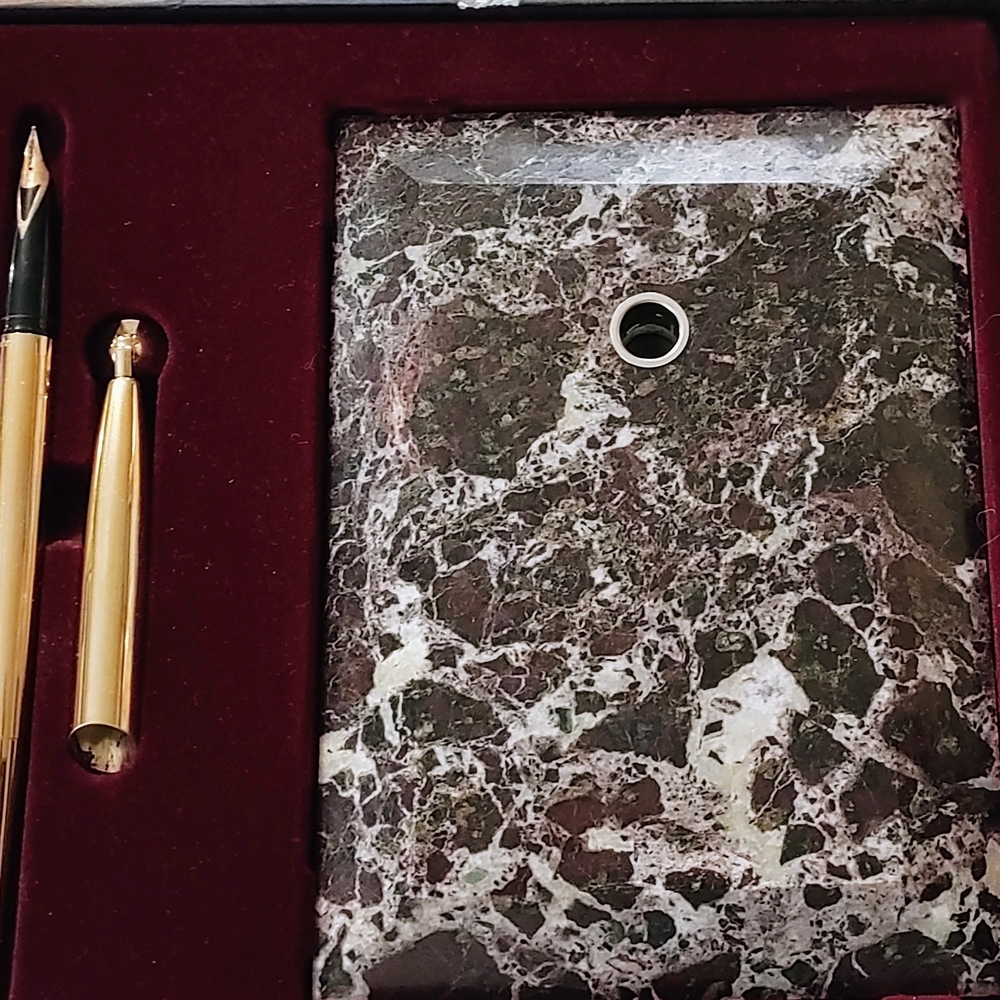 Marble Pen Holder with Gold Pen Set